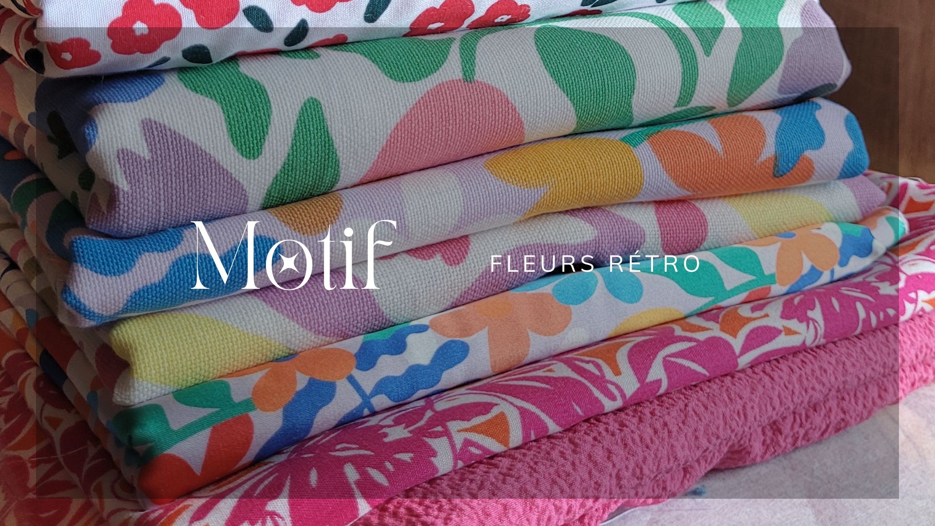 Tissu coton - motif fleuri rétro